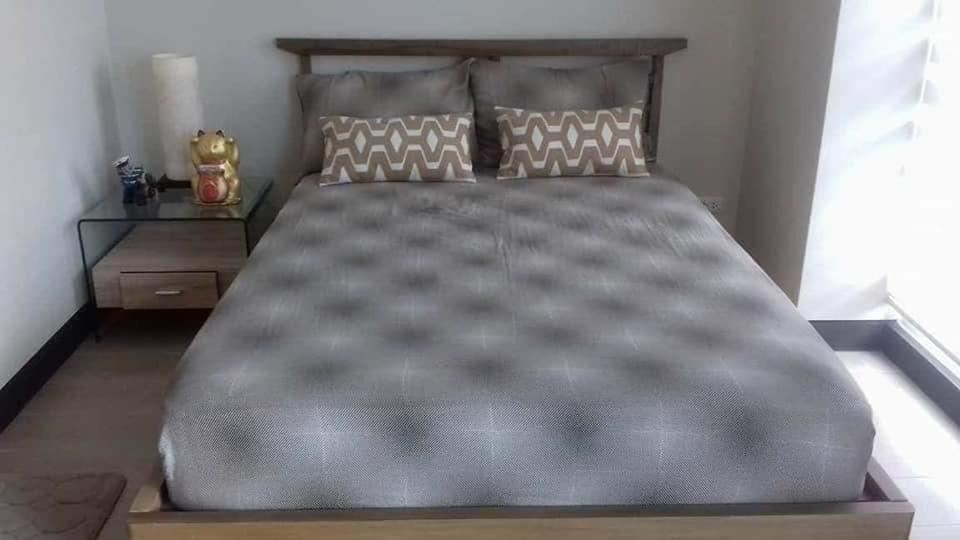Mactan Newtown Condo With Pool Access Lapu-Lapu City Bagian luar foto