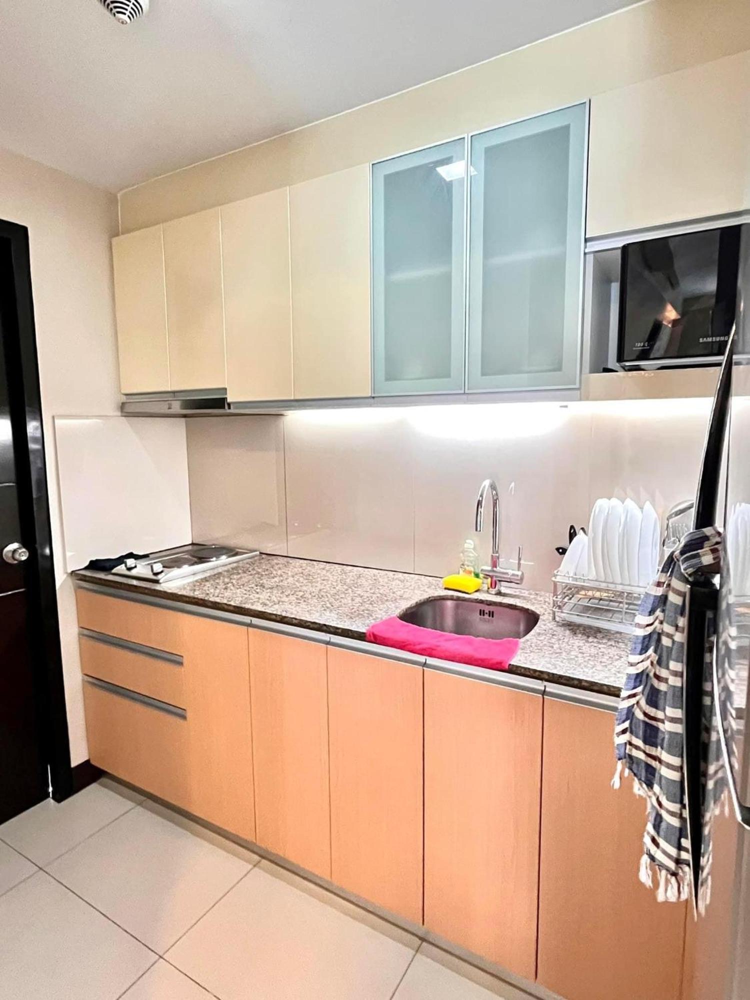 Mactan Newtown Condo With Pool Access Lapu-Lapu City Bagian luar foto